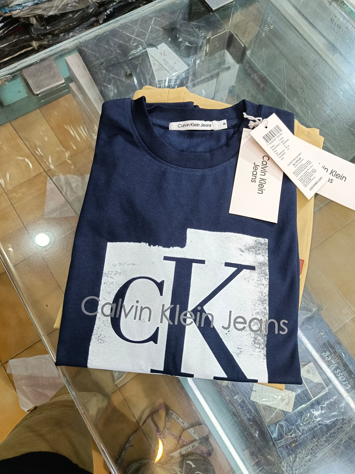 Calvin Klein T-Shirt