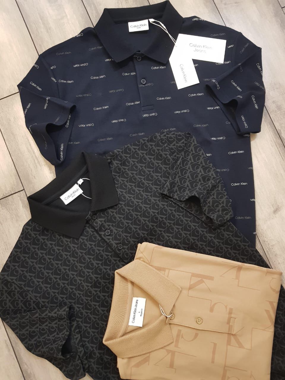 CALVIN KLEIN TSHIRT