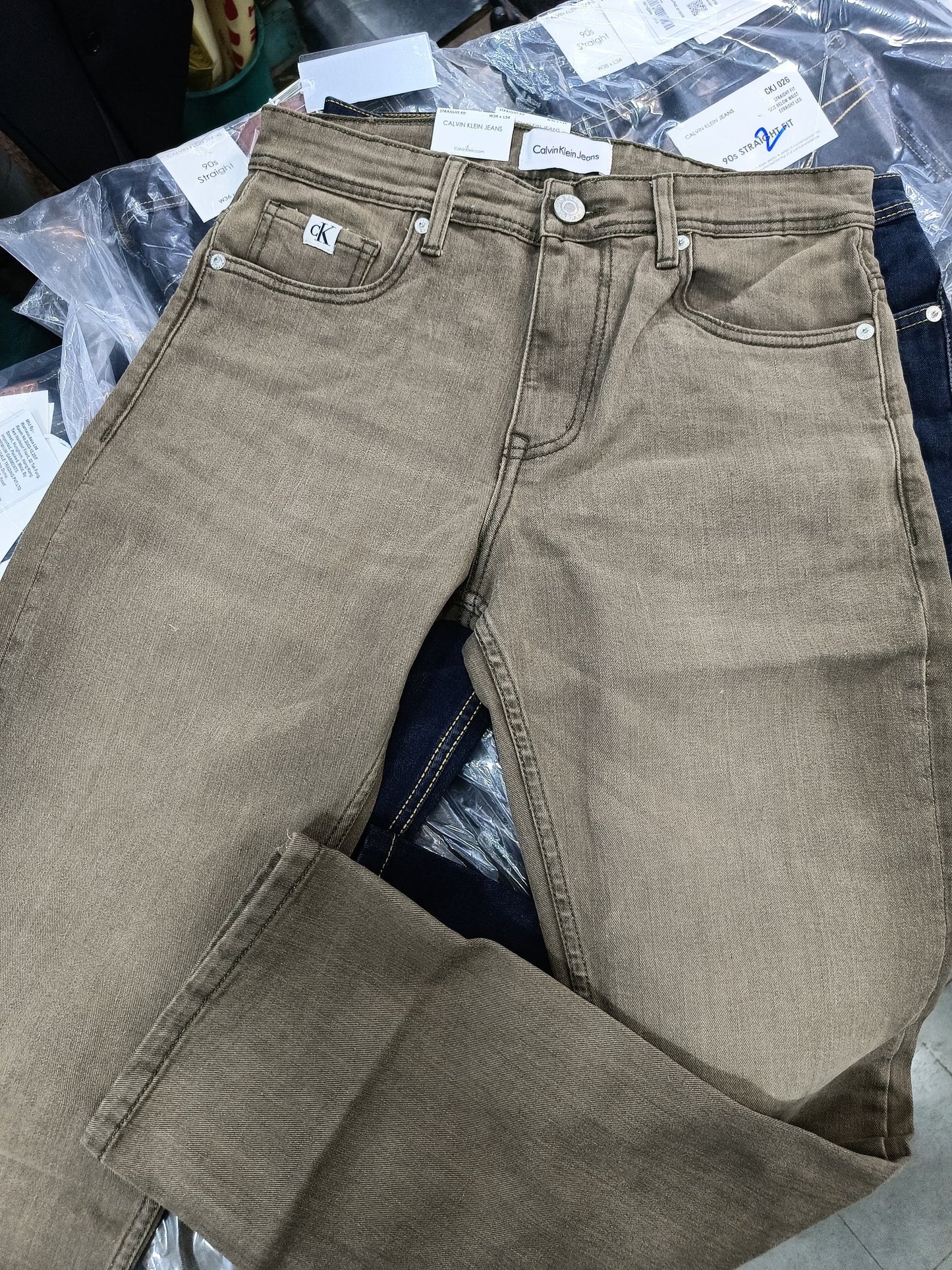 CK CALVIN KLEIN BROWN WASH JEANS