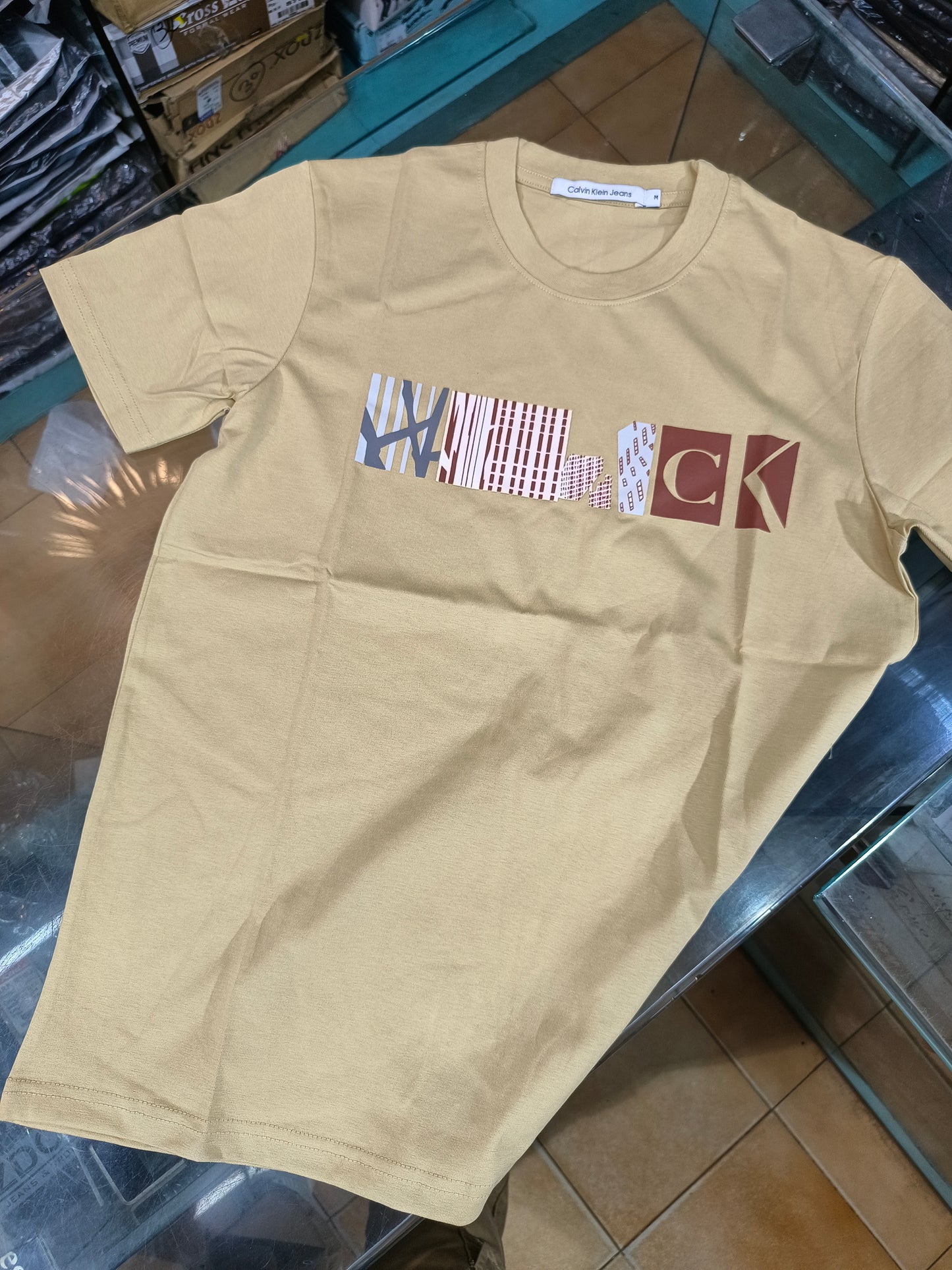 Calvin Klein T-Shirt