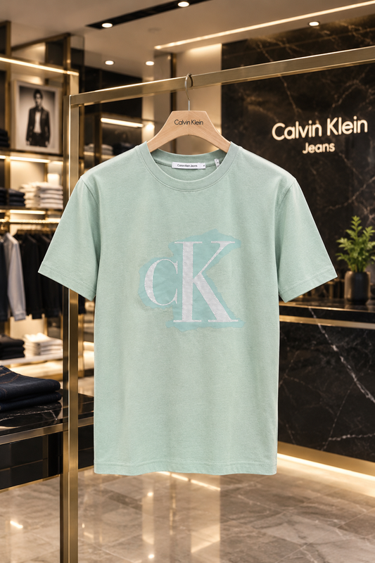Calvin Klein T-Shirt